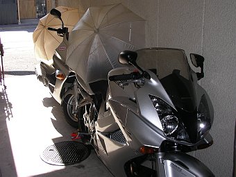 @t}-7